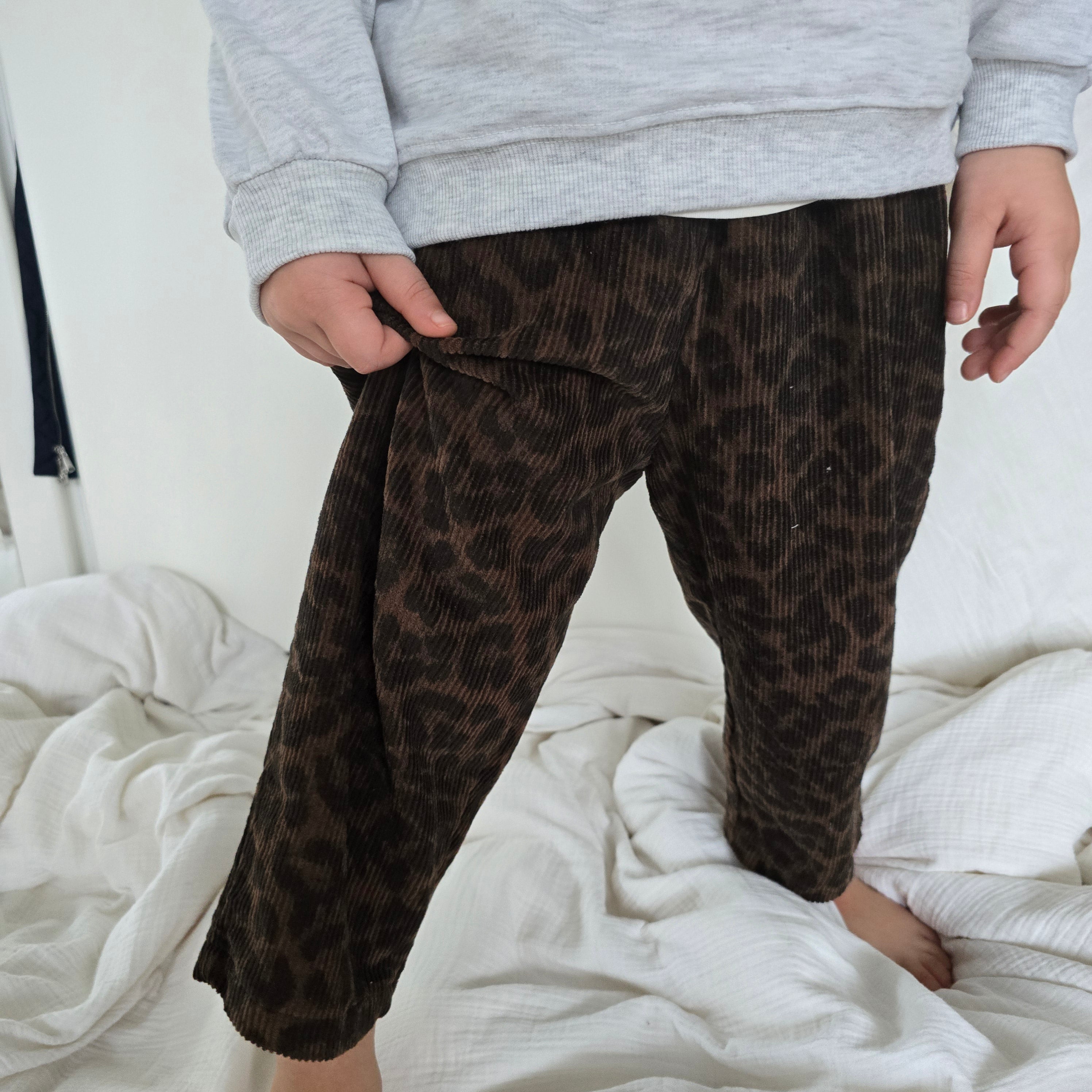 Leo Corduroy Pants