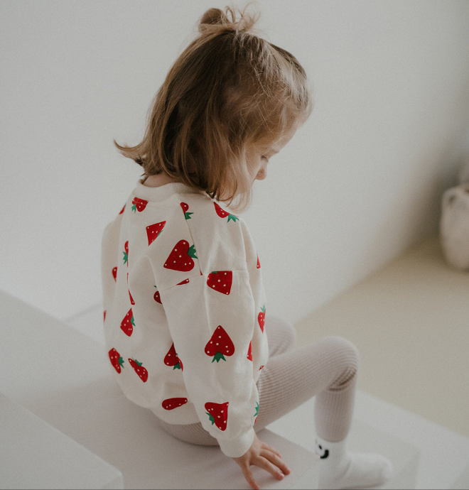 Strawberry Pullover
