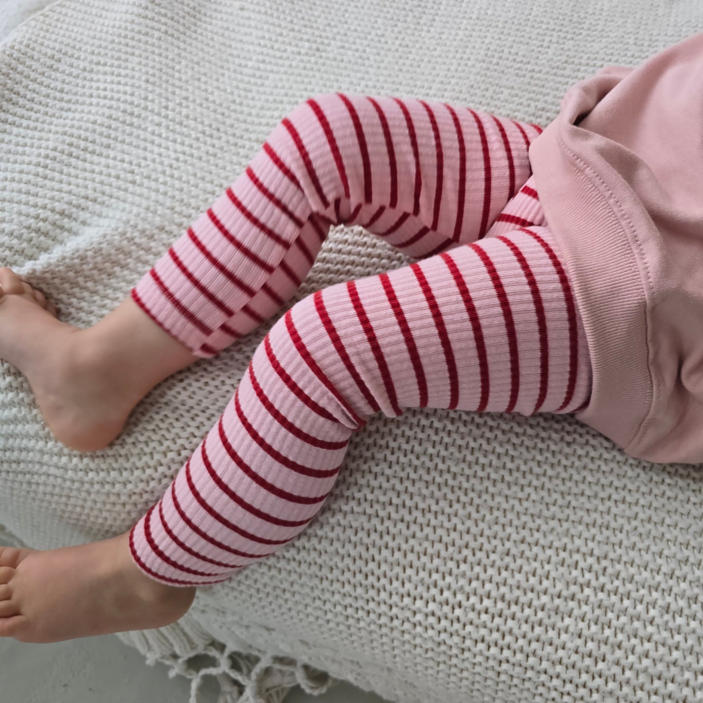 Pinky Ripp Leggings