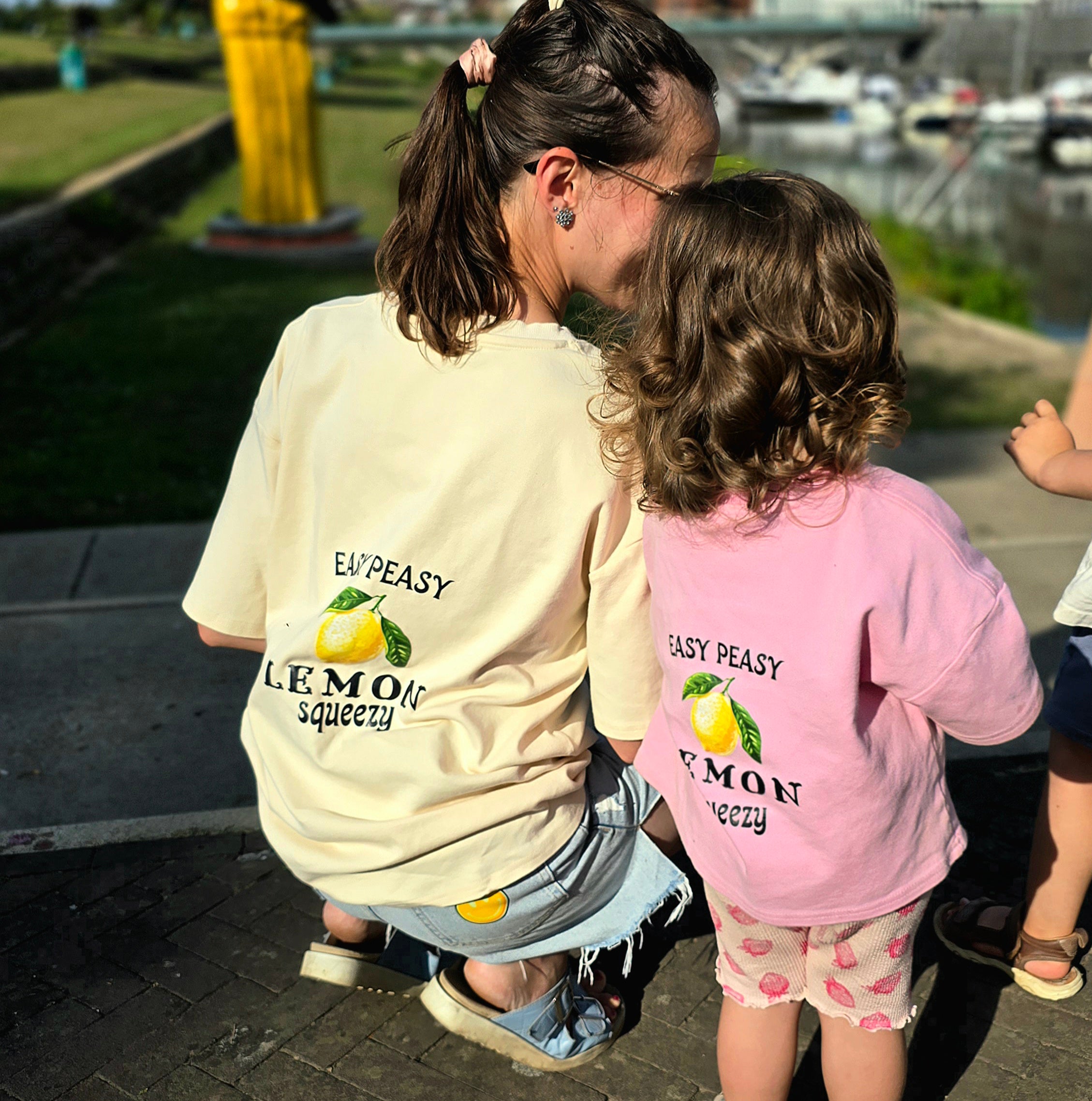 Lemon squeezy Tshirt Mom