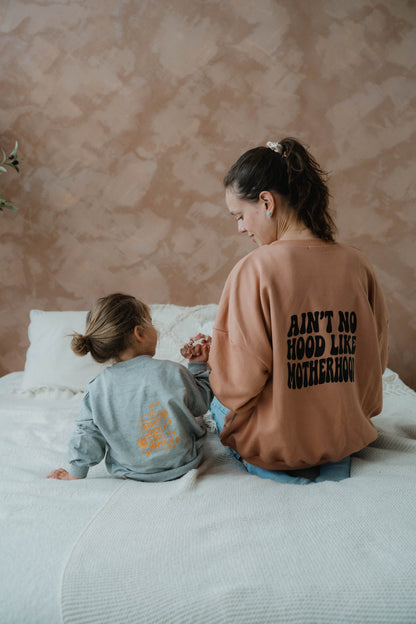 Ain't no hood like motherhood Oversize Mom Sweater